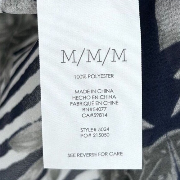 Cabi Size Medium Sheer Floral Print Yacht Blouse Top Navy Blue 5024 V-Neck - Picture 4 of 4